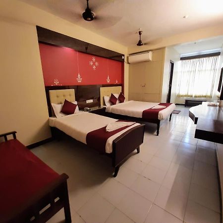 Ravi Krishna Inn ポンディシェリ エクステリア 写真