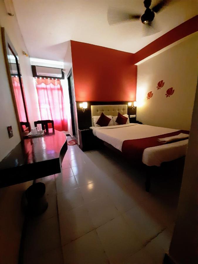 Ravi Krishna Inn ポンディシェリ エクステリア 写真